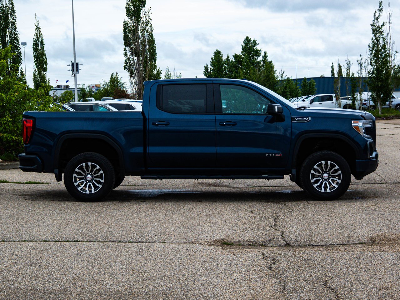 2019 GMC Sierra 1500 4WD Crew Cab 147 AT4 Blue Sherwood Park - photo #13