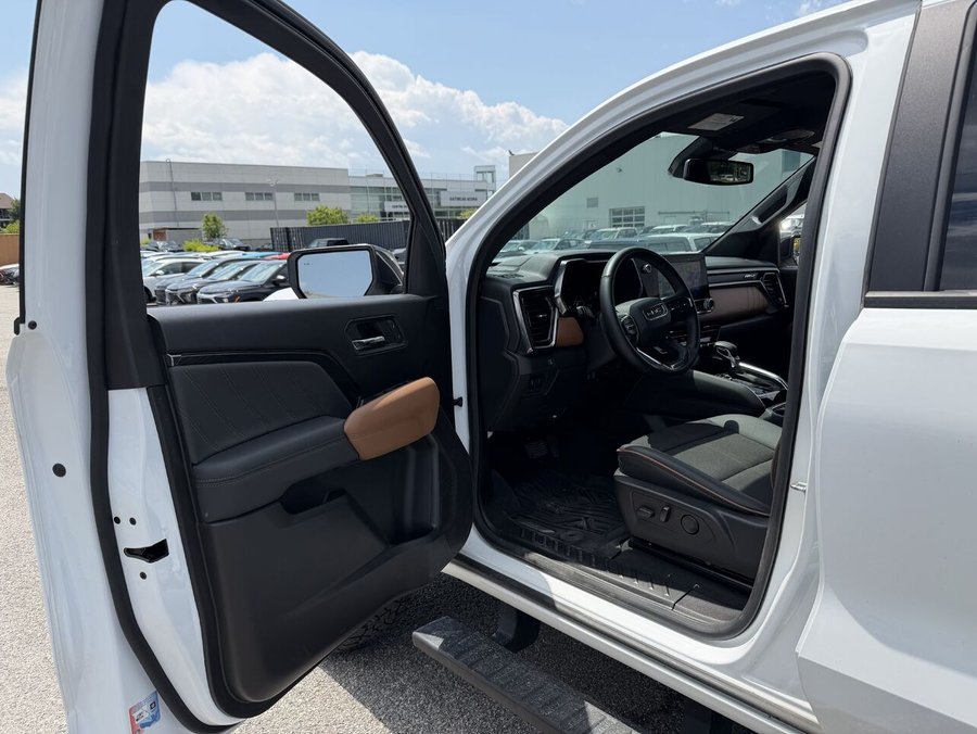 2024 GMC CANYON AT4 2024 White