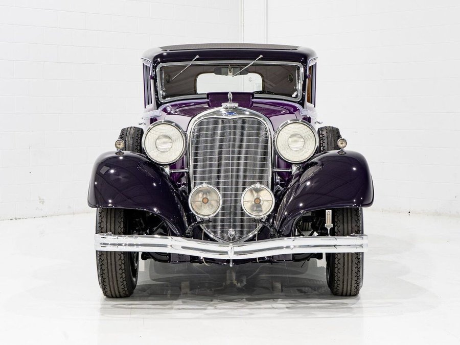 1933 Lincoln KB Victoria Coupe 1933 Purple