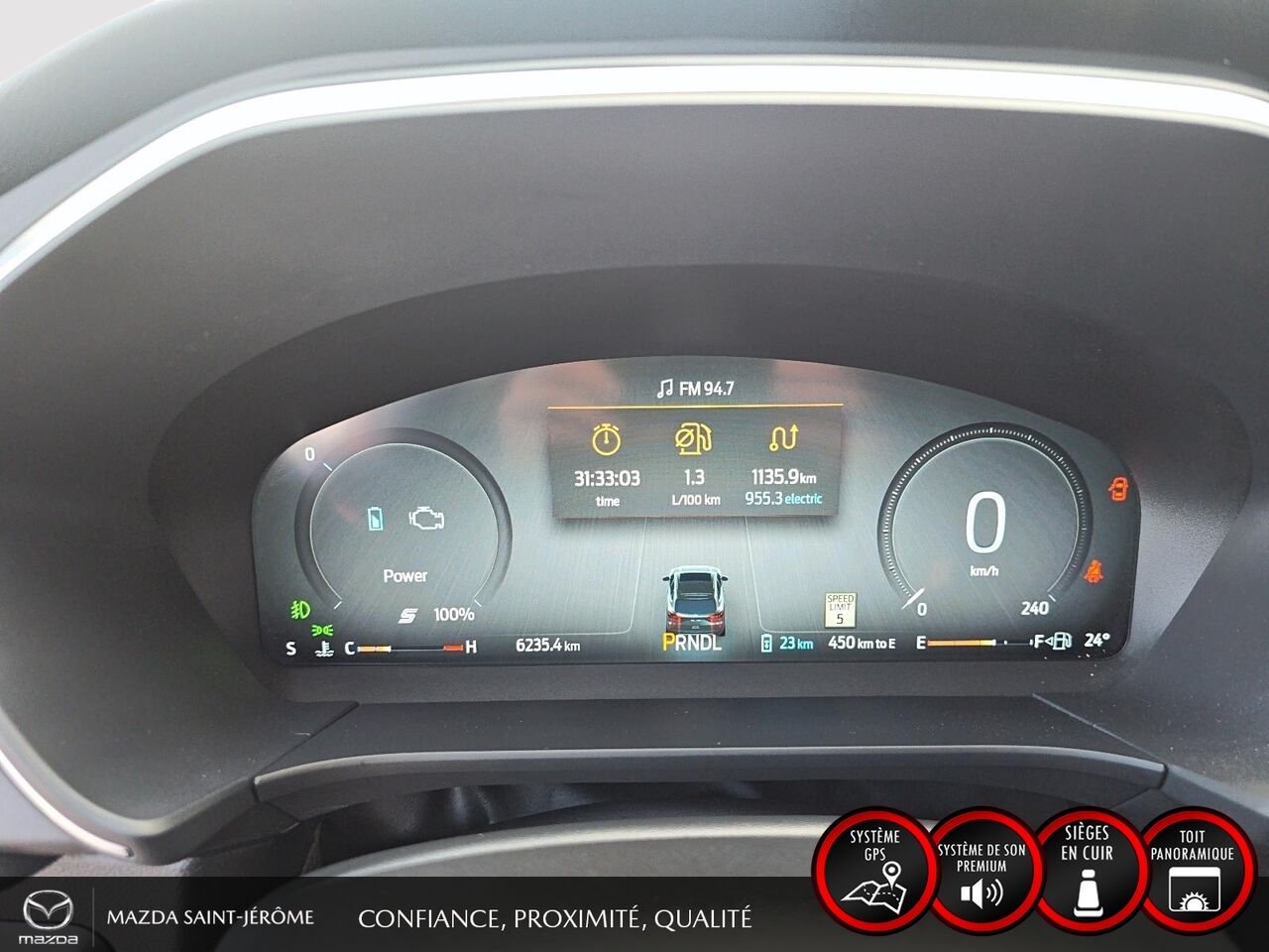 2025 Ford Escape Red Saint-Jérôme - photo #15