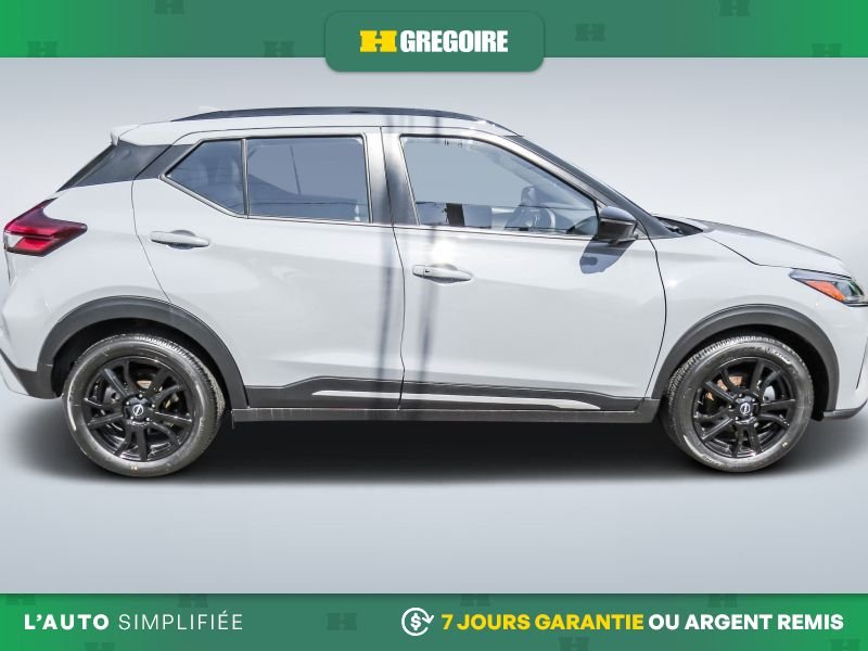 Nissan Kicks 2024 Gris Blainville - photo #10