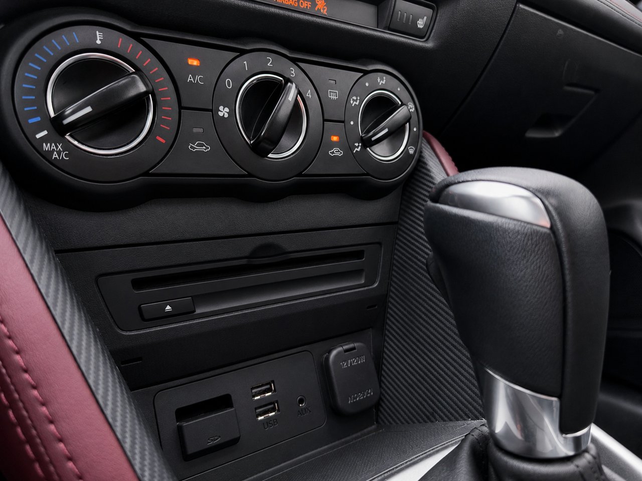 2017 MAZDA CX-3 Black Châteauguay - photo #10