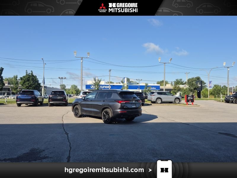 Mitsubishi Outlander 2024 Gris Laval - photo #7
