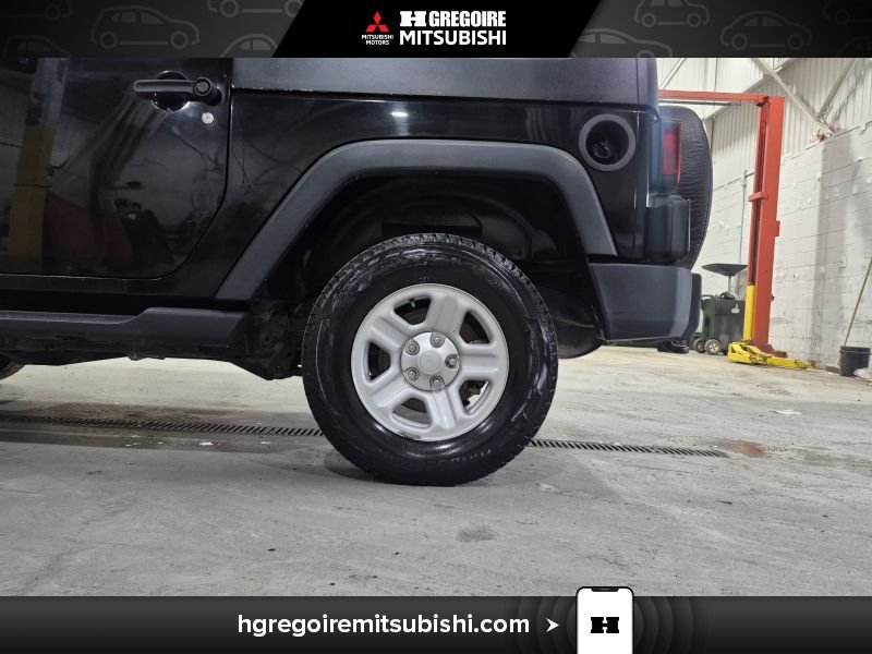 Jeep Wrangler 2011 Noir Blainville - photo #11
