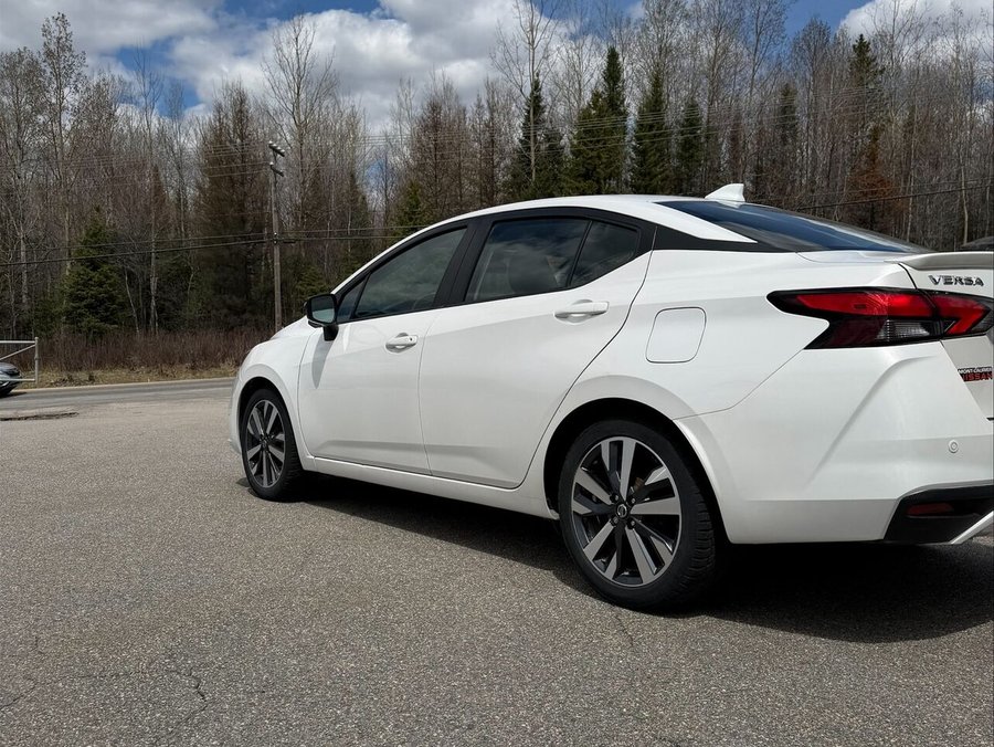 2021 Nissan Versa 2021 White