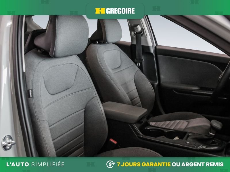 2025 Kia K4 Grey Laval - photo #27