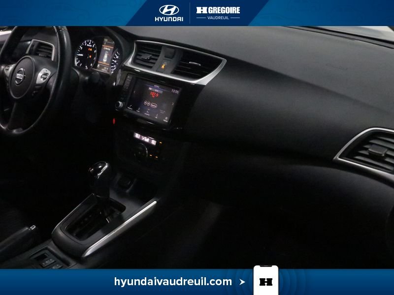2019 Nissan Sentra Grey Blainville - photo #31