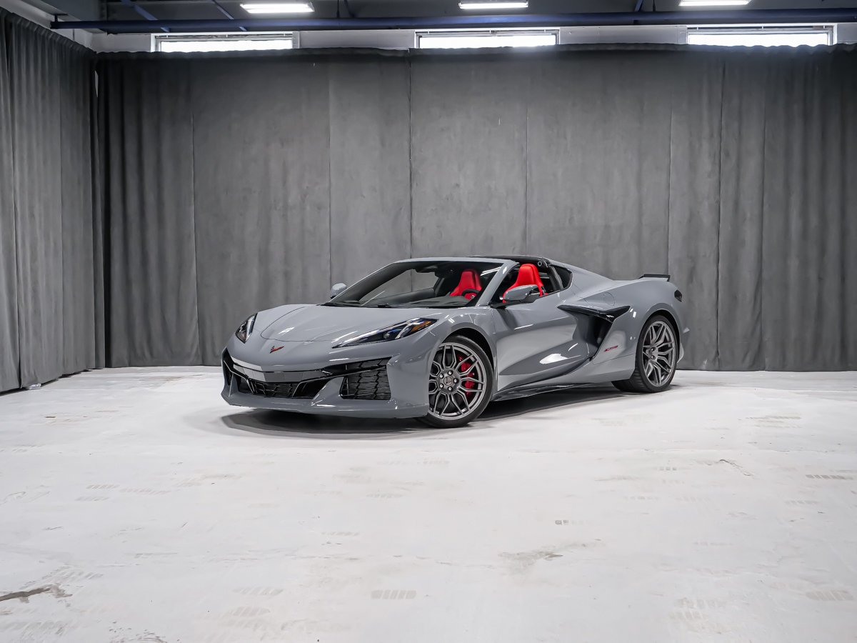 2024 Chevrolet Corvette Z06 1LZ Grey Montreal - photo #3