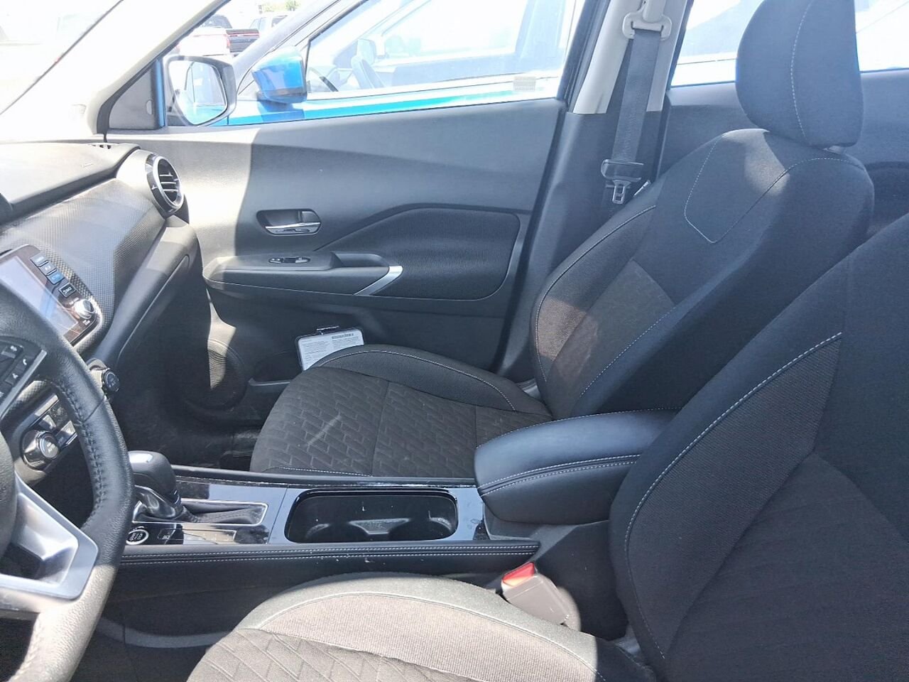 Nissan Kicks SV TA 2024 Noir Québec - photo #2