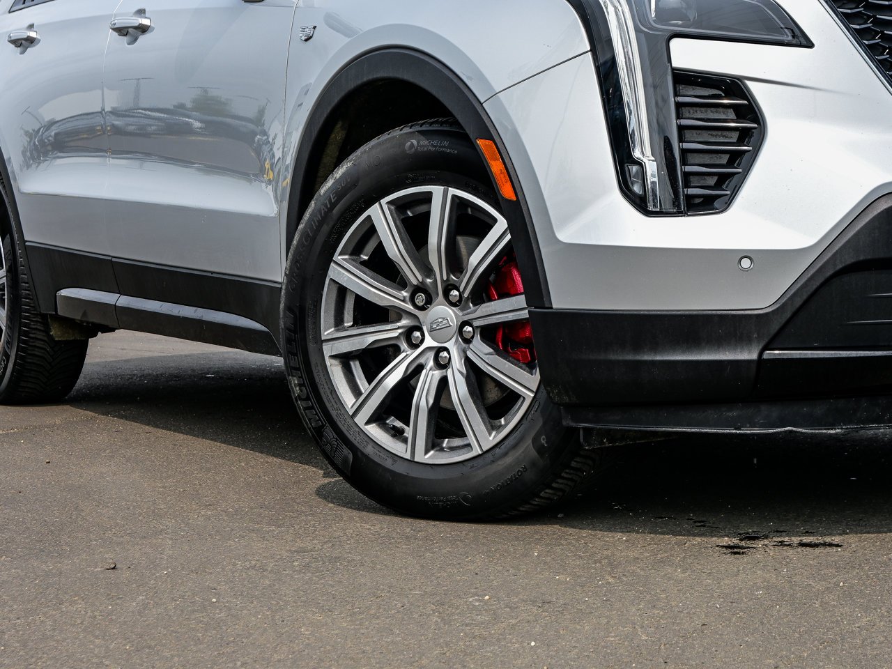 2021 Cadillac XT4 AWD 4dr Sport Grey Sherwood Park - photo #5