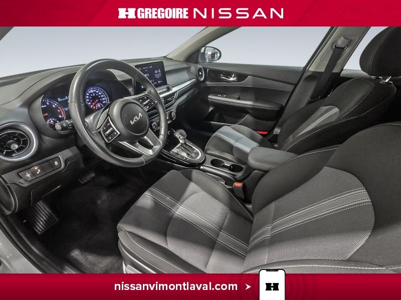 2023 Kia Forte White Saint-Eustache - photo #14