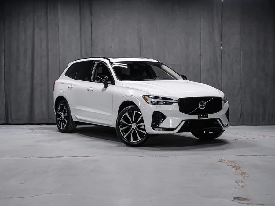 Volvo XC60 B5 PLUS DARK CLIMAT HARMAN KARDON MAGS 20PO 2025 Blanc