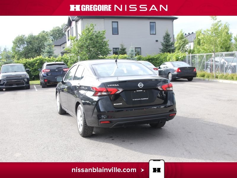 2022 Nissan Versa Black Blainville - photo #5