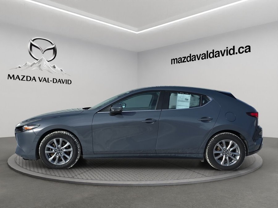 Mazda Mazda3 Sport GS AWD i-ACTIV BA, Jamais accidenté, Volant chauffant, Sièges à fonction mémoire, Toit ouvrant 2023 Gris
