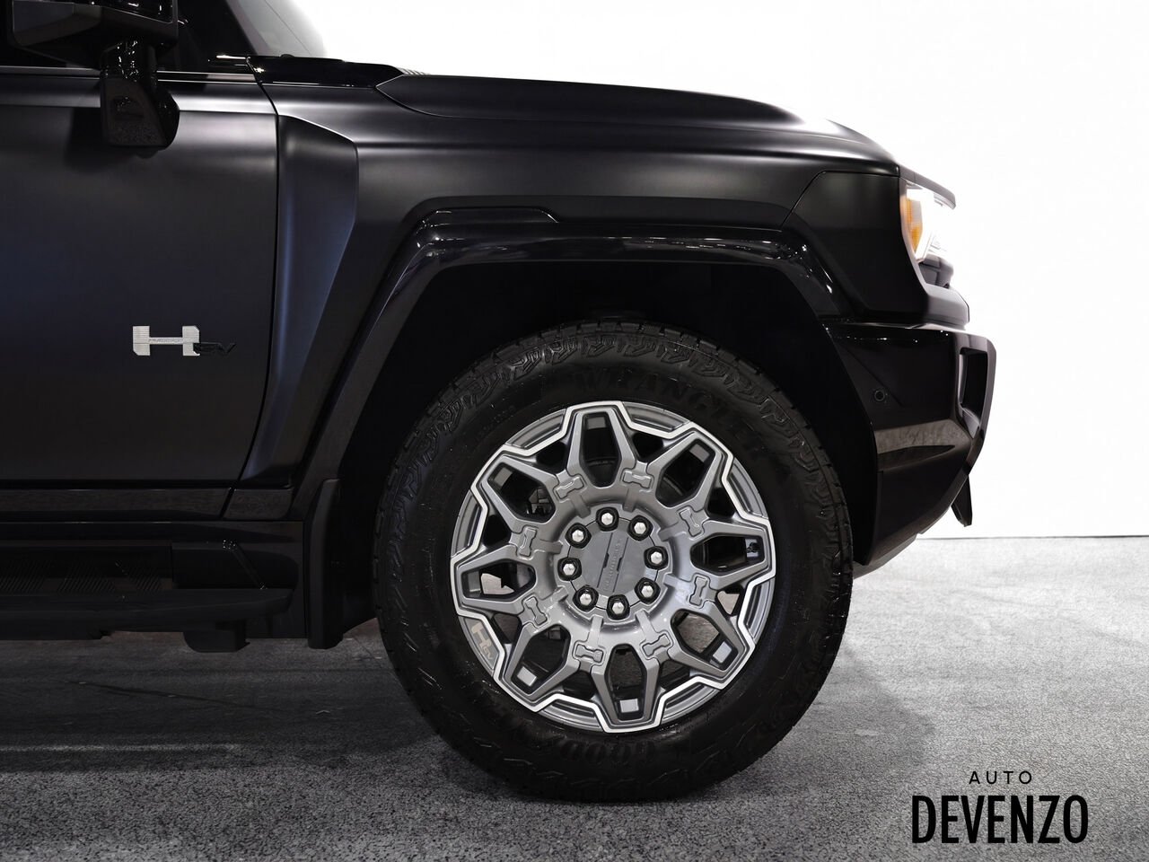 2024 GMC HUMMER EV VUS Black Saint-Eustache - photo #4