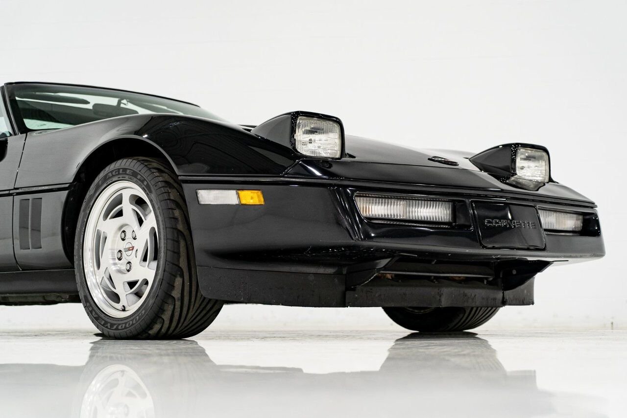 1990 Chevrolet Corvette ZR1 | PRIX EN USD Black Montreal - photo #32