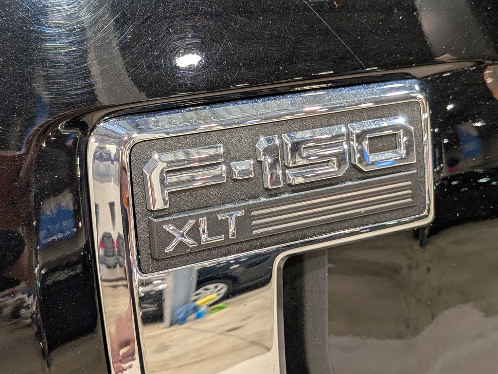 2022 Ford F-150 XLT 4WD SuperCab 6.5' Box Black Val-David - photo #37