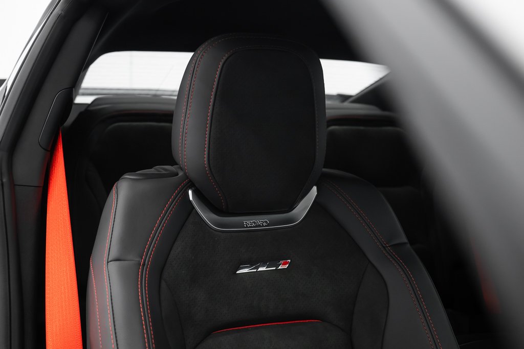 2018 Chevrolet Camaro 2dr Cpe ZL1 | 1LE PACKAGE White Kirkland - photo #23