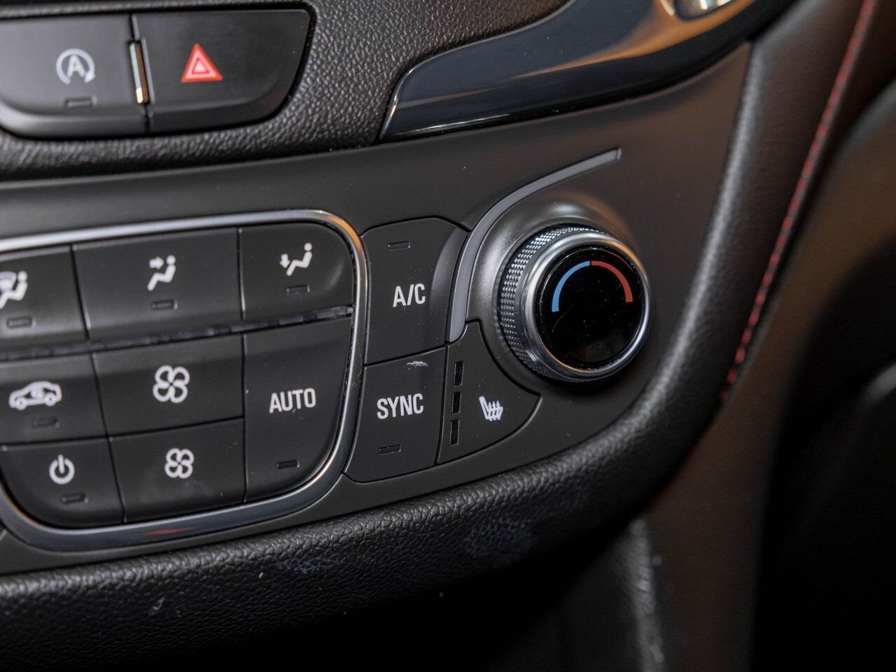 2022 Chevrolet Equinox RS AWD *TOIT* SIÈGES CHAUFF HAYON ELECT CARPLAY Cherry Red Tincoat Saint-Jérôme - photo #20