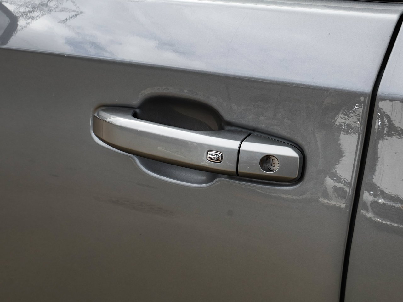 2024 GMC Sierra 1500 4WD Crew Cab 147 Elevation Grey Sherwood Park - photo #11
