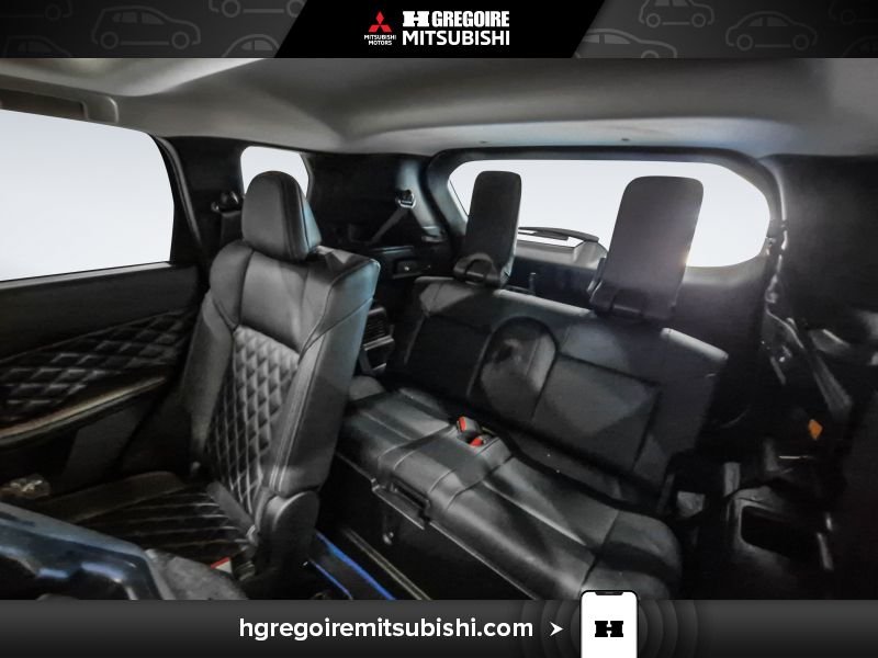2023 Mitsubishi Outlander Plug-In Hybrid Bronze Laval - photo #30
