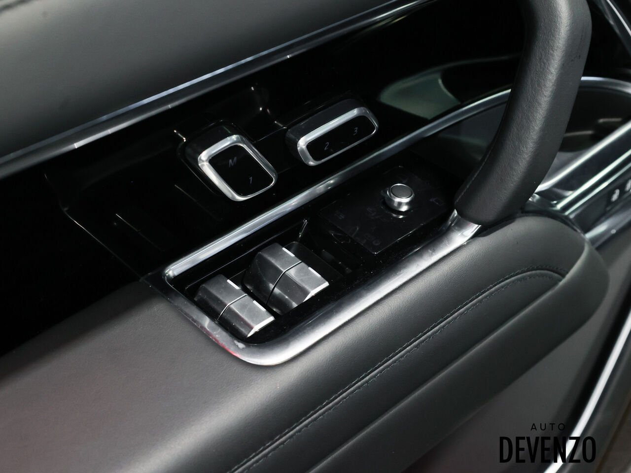 2024 Land Rover Range Rover Black Saint-Eustache - photo #14