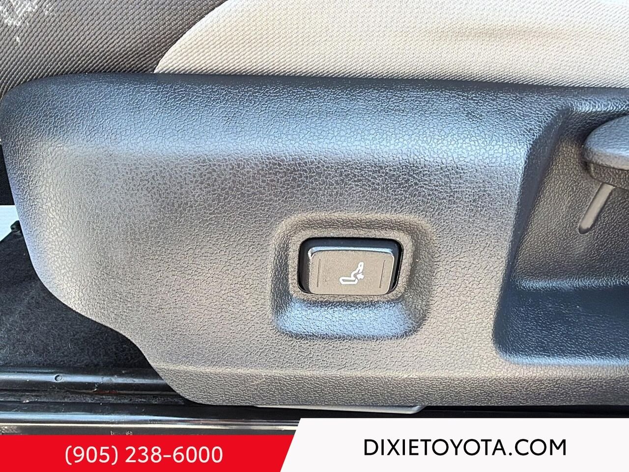 2024 Toyota Tacoma TRD OFFROAD / CLEAN CARFAX / HEATED SEATS / REAR DIFF LOCK / ALLOY WHEELS / CARPLAY AND ANDROID AUTO White Mississauga - photo #9