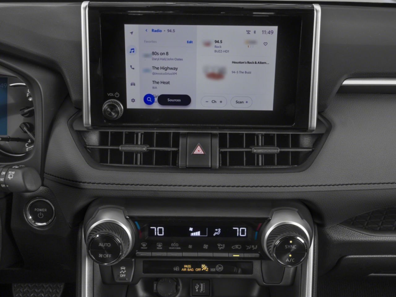 2024 Toyota RAV4 Hybrid XLE AWD / CLEAN CARFAX / HEATED SEATS / MOONROOF / ALLOY WHEELS / CARPLAY AND ANDROID AUTO Mississauga - photo #11