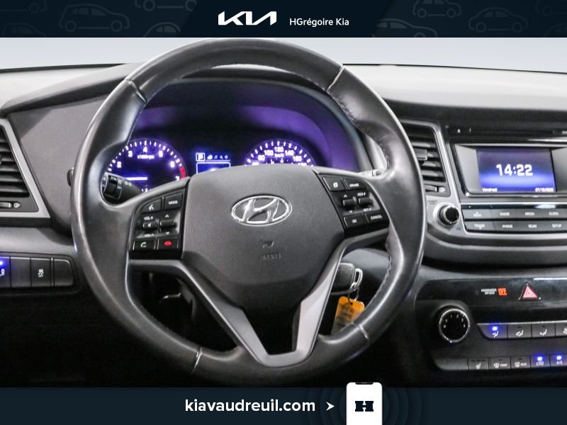 2016 Hyundai Tucson White Laval - photo #12