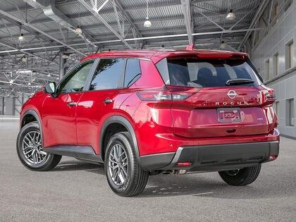 2026 Nissan Rogue 2026 Scarlet Ember Tintcoat
