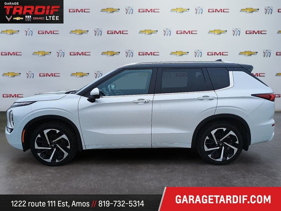 2023 MITSUBISHI OUTLANDER 2023 White
