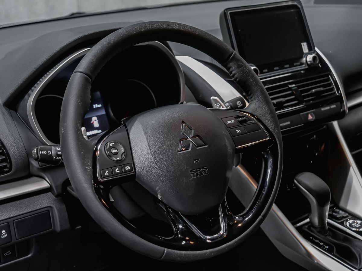 2026 Mitsubishi Eclipse Cross SE Titanium Grey Metallic Montreal - photo #12