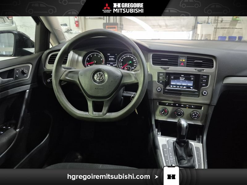 Volkswagen Golf MA4385 | Trendline * Mags * Caméra * Siege Chauffant 2017 Noir Laval - photo #16