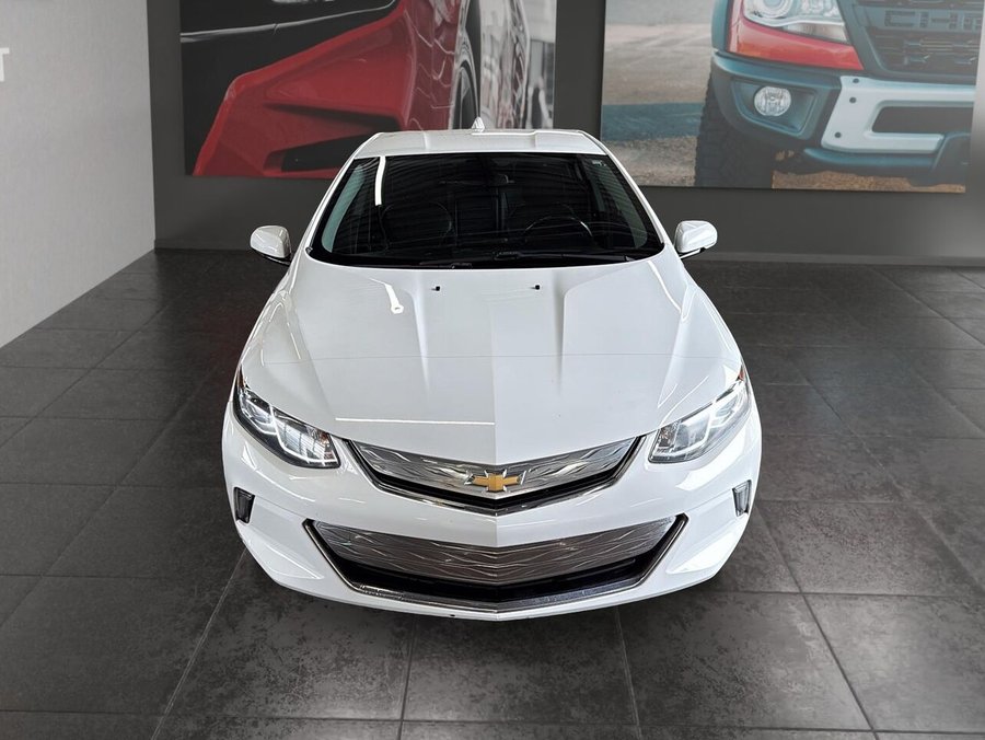 2017 CHEVROLET VOLT 2017 White