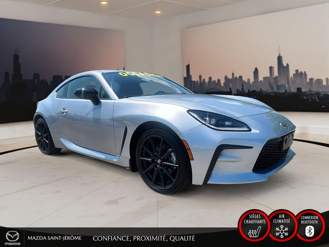 2025 Toyota GR86 Premium | AUTOMATIQUE | CLEAN CARFAX | Grey Saint-Jérôme - photo #3