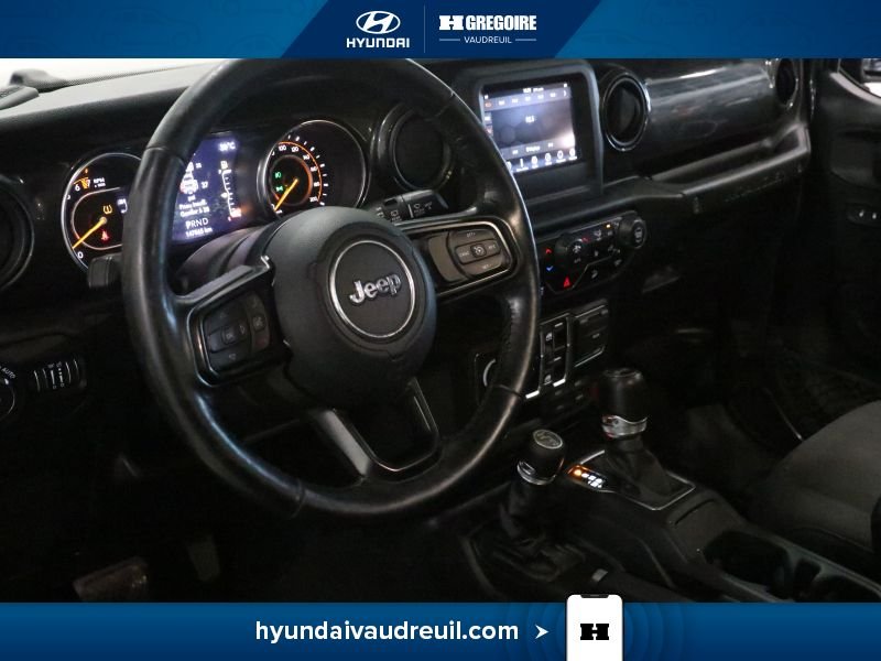 2019 Jeep Wrangler Unlimited Grey Laval - photo #15