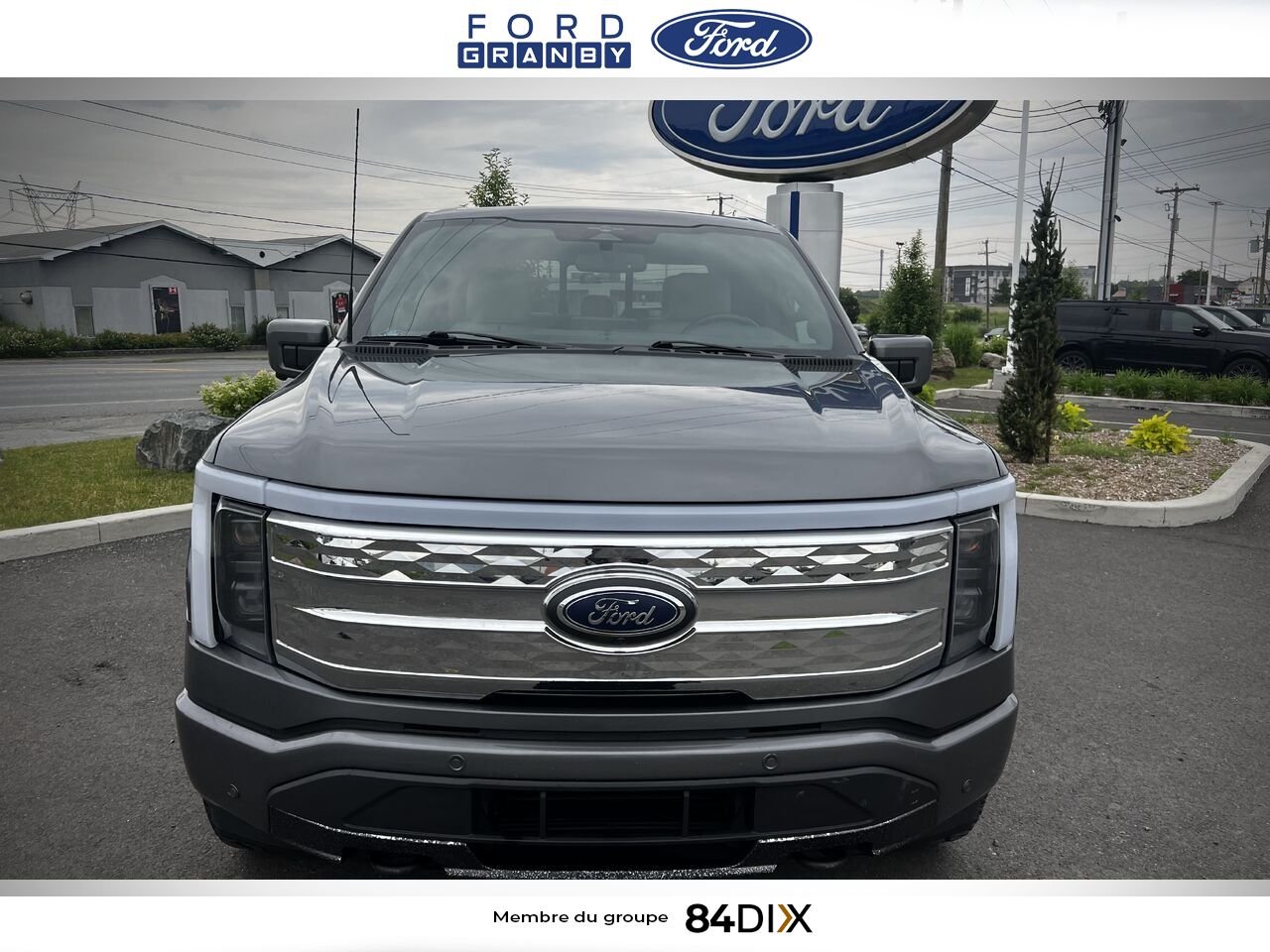 2023 Ford F-150 Lightning Grey Granby - photo #7