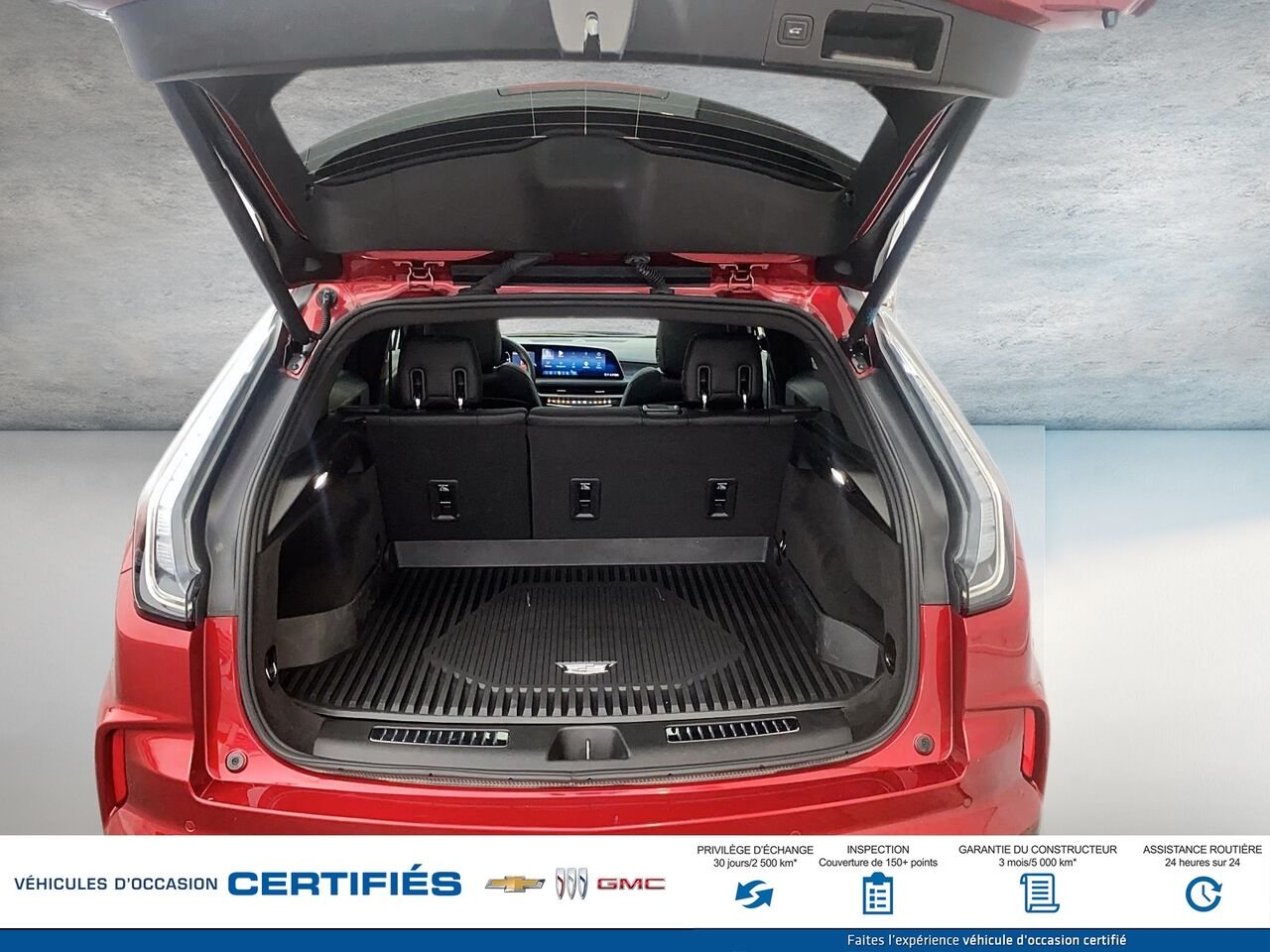 CADILLAC XT4 SPORT Traction intégrale, 4 portes Sport 2024 Rouge Montmagny - photo #5