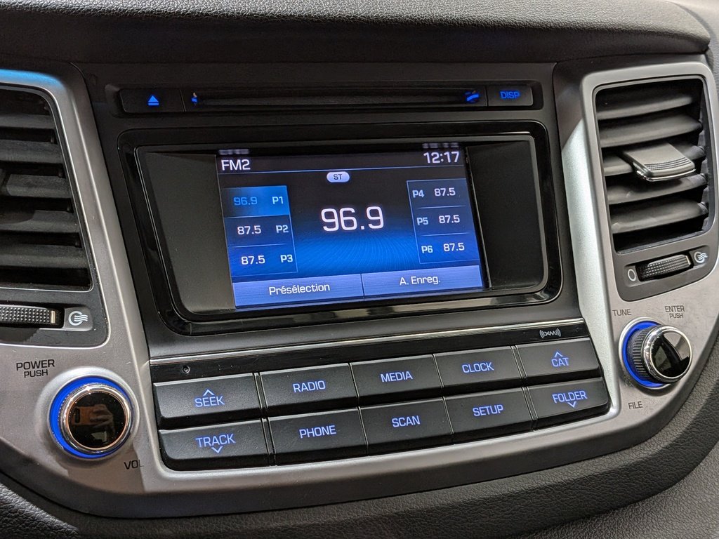 2016 Hyundai Tucson FWD 4dr 2.0L Premium Silver Val-David - photo #20