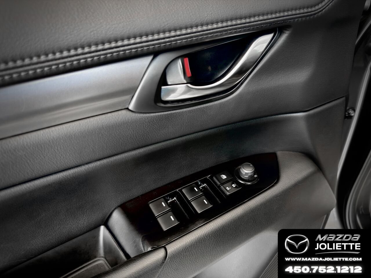 2025 MAZDA CX-5 Rhodium White Metallic Notre-Dame-des-Prairies - photo #26