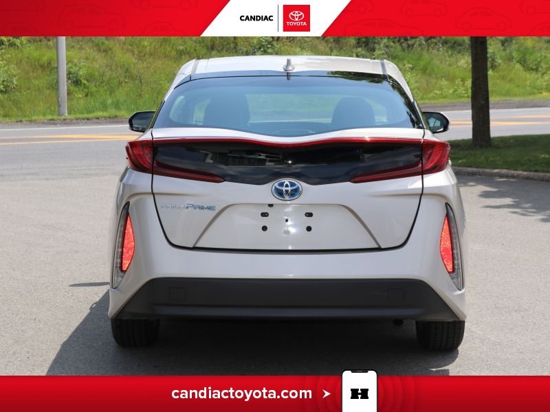 2018 Toyota Prius Silver Blainville - photo #8