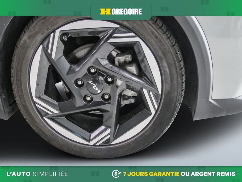 2025 Kia K4 Grey Laval - photo #8