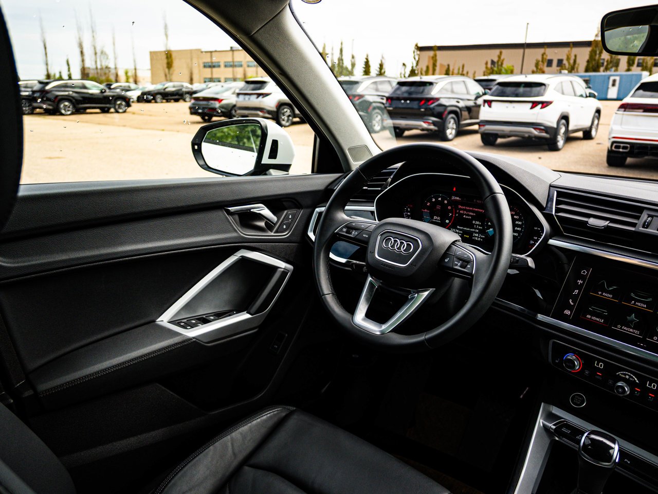 2025 Audi Q3 40 TFSI quattro White Sherwood Park - photo #32