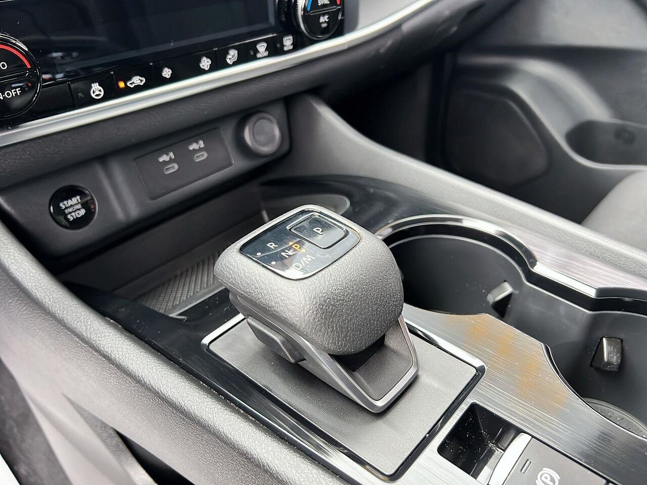 Nissan ROGUE S TRACTION INTEGRALE 2024 Gris Québec - photo #14