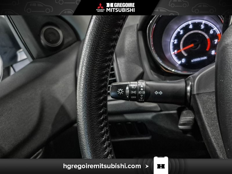 Mitsubishi RVR MR4403 | ES * Caméra * Aucun Accident * Bluetooth 2019 Gris Laval - photo #18