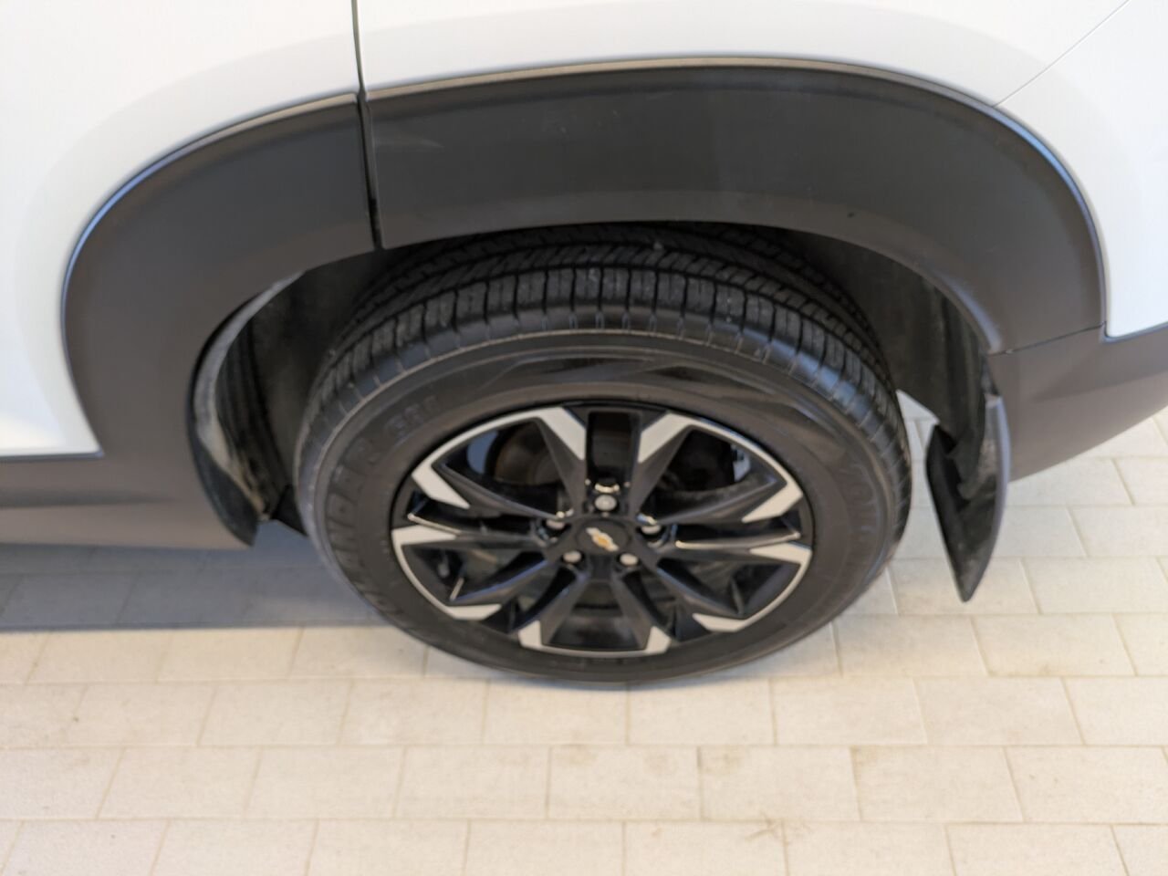 Chevrolet Trailblazer 2023 Blanc Gatineau - photo #4