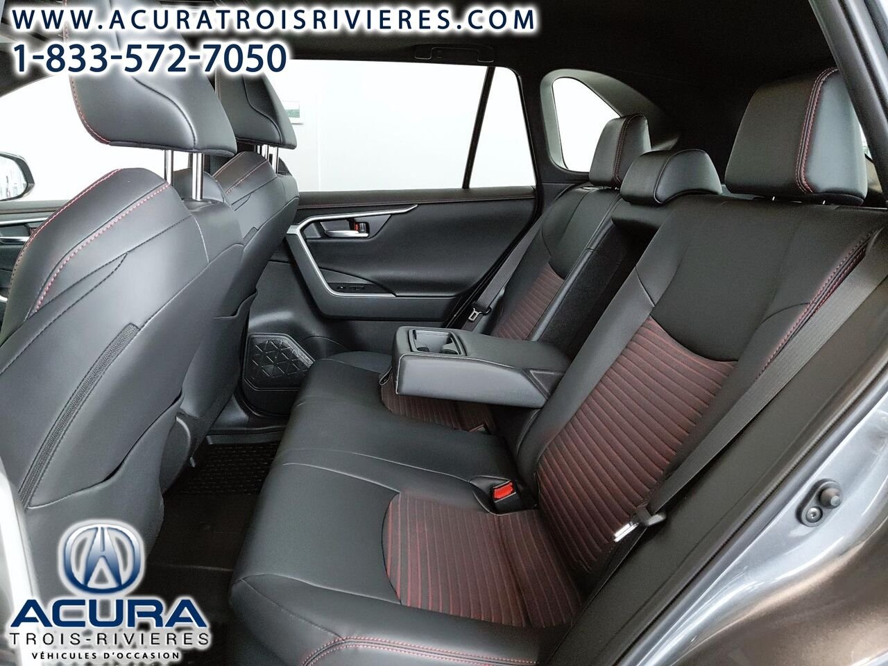 2025 Toyota RAV4 hybride rechargeable Silver Trois-Rivières - photo #15
