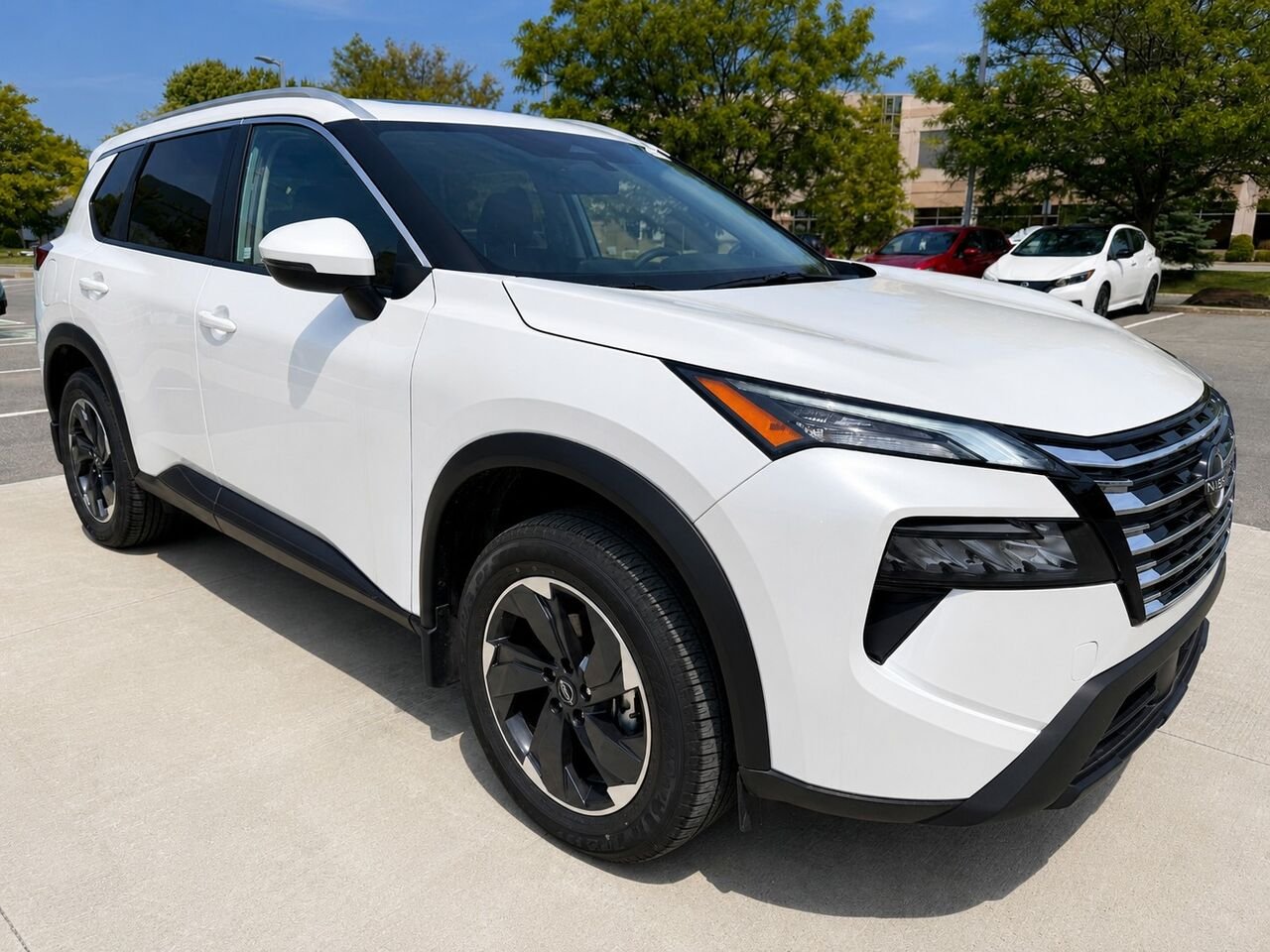 2026 NISSAN Rogue ROGUE SV TOIT OUVRANT Everest White Tricoat Pearl Châteauguay - photo #6