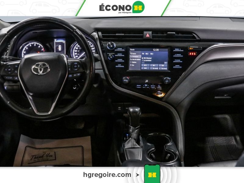 Toyota Camry 2019 Argent Laval - photo #11