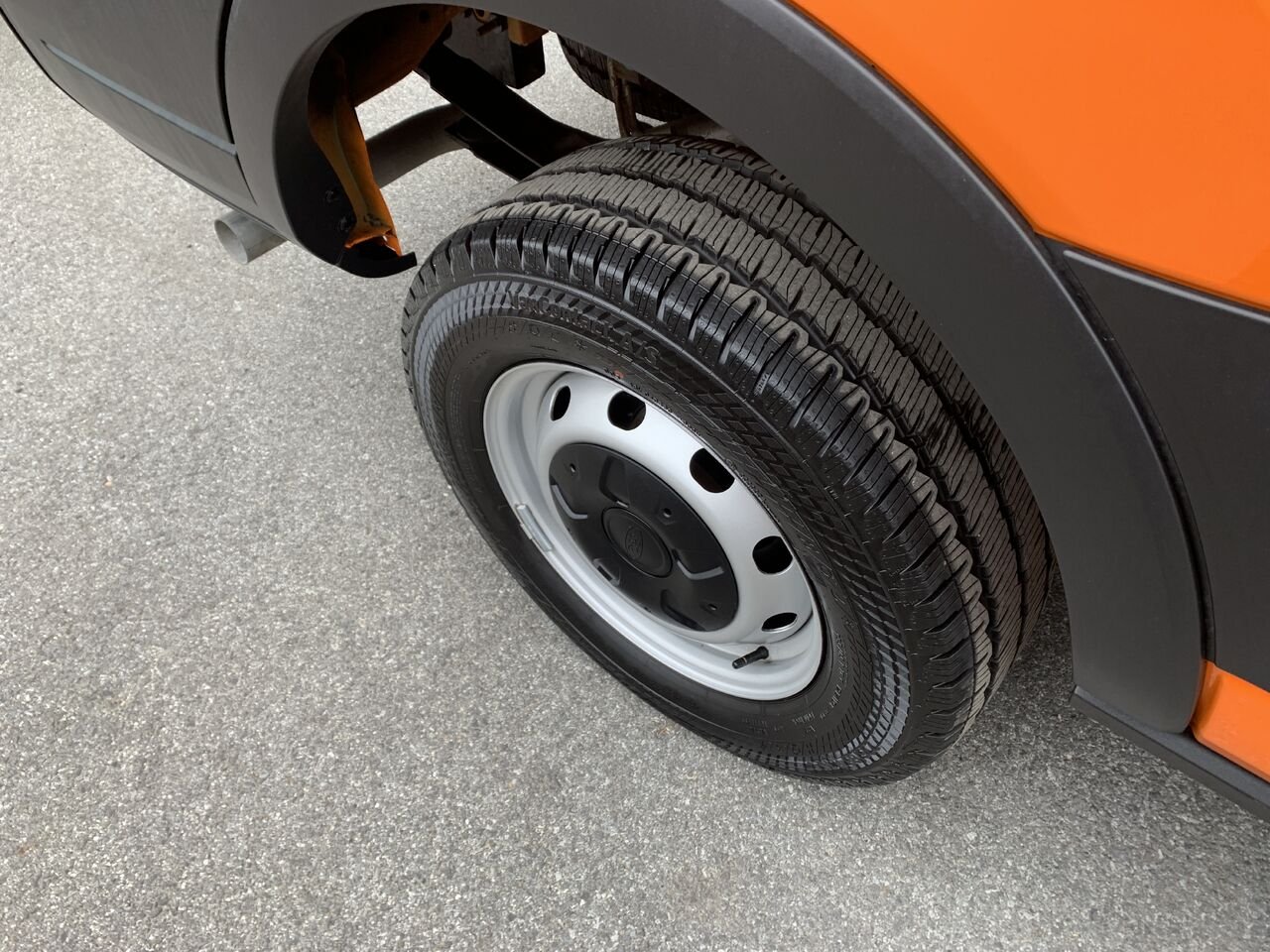 2025 Ford Transit fourgon utilitaire Orange Châteauguay - photo #5